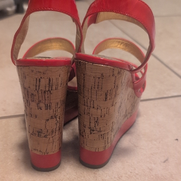 Lauren Ralph Lauren Red Platform Sandals - Picture 3 of 5